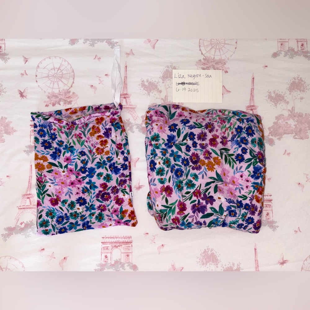 Little Sleepies Sweet Pea Standard Sized Crib Sheet (and matching baggy) VGUC